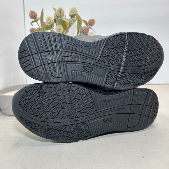 SAS Tour Mesh Hook & Loop Walking Shoes Sneakers Black Women 9.5 Wide NWOB - Picture 7 of 8